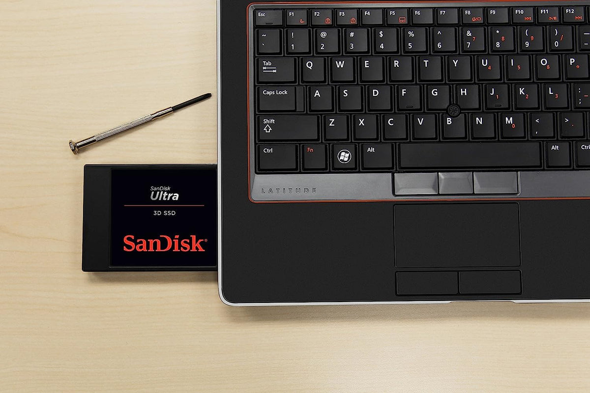 4TB Internal SSD SATA III 2.5" 7mm W771