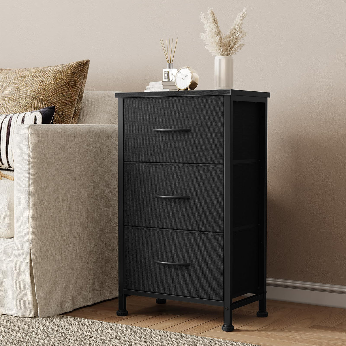 3 Drawer Nightstand E8916