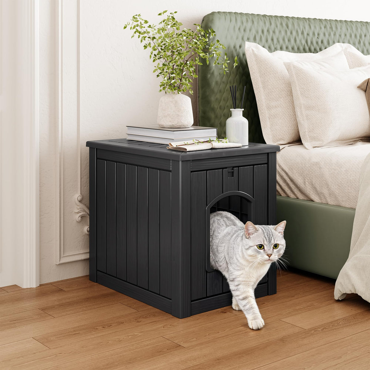 Weatherproof Resin Cat House with Hidden Litter Box M618