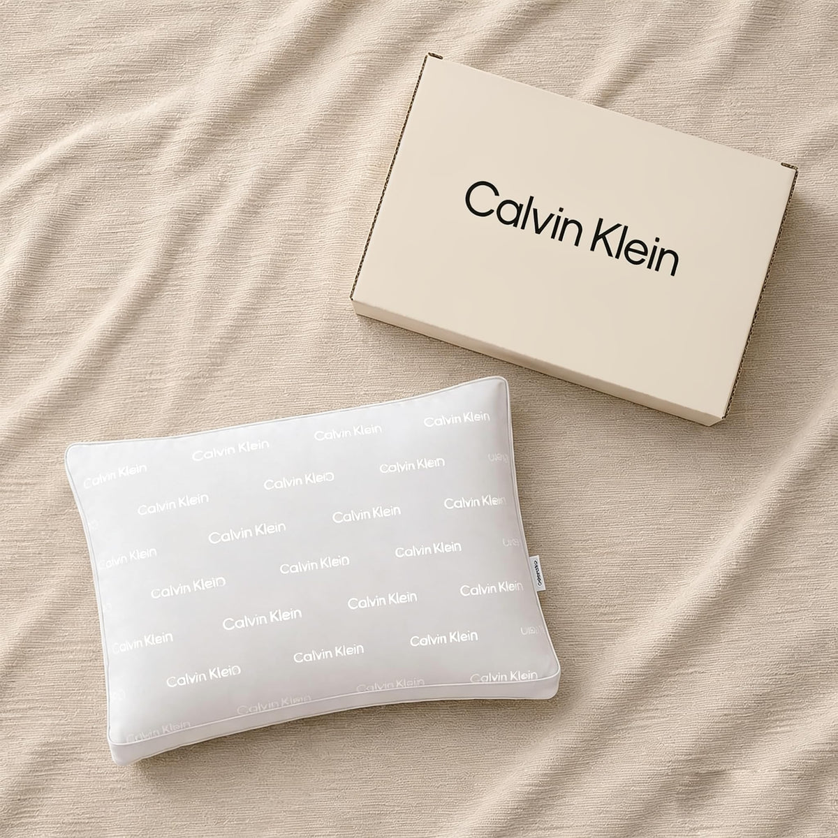 Queen Size Set of 2 Medium Soft Pillows X107094